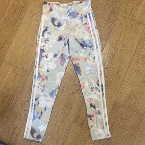 adidas Girls' Pastel Floral Print Leggings in Light Gray, Pink, Blue